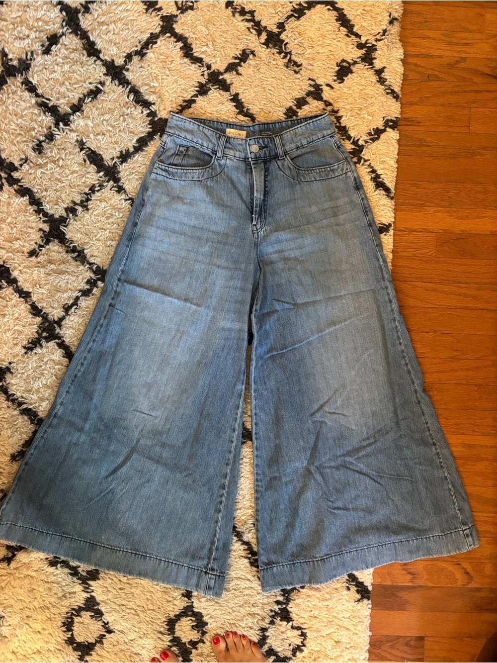 Pilcro Wide-Leg High-Rise Jeans in Denim Blue - Picture 4 of 6